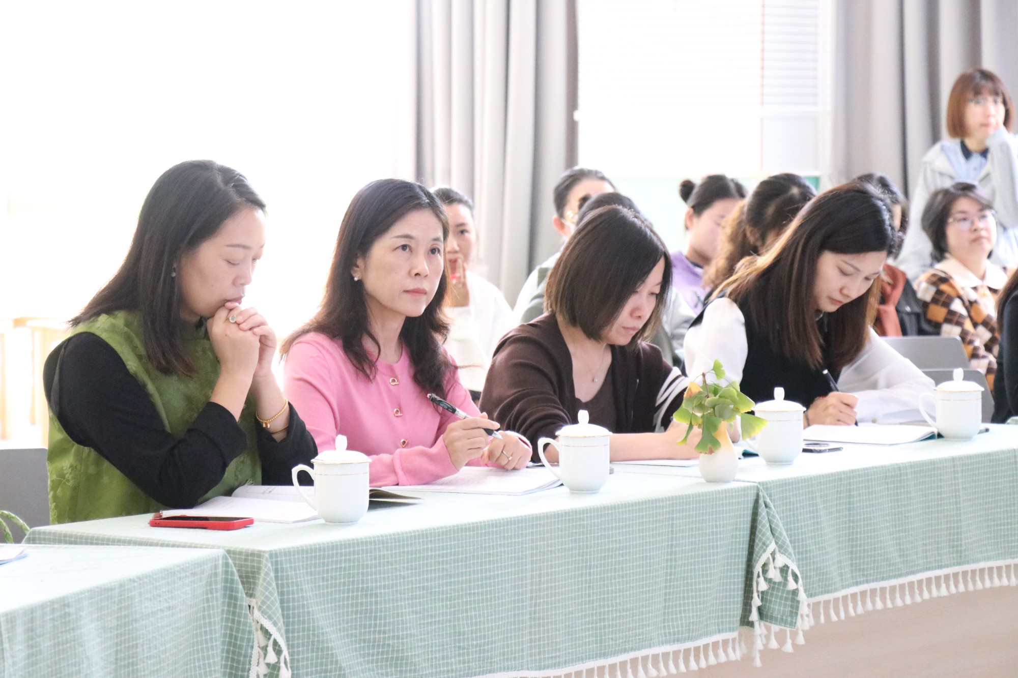 同频共振 携知前行